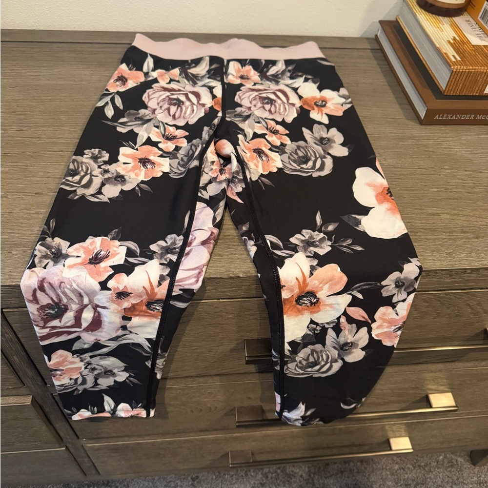 Zella Black Floral Leggings